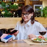 How Mobile POS Works In Real Restaurant Settings